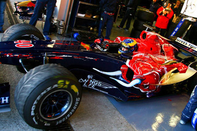 Bourdais se hace con un asiento en F1