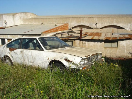 Galería de coches clásicos abandonados (II)