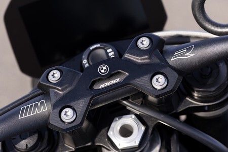 Bmw M 1000 R 2023 010