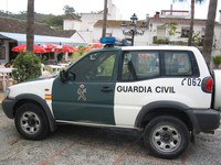 El estado 'ruinoso' de algunos coches de la Guardia Civil