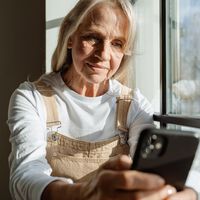 Milou, el comercio de proximidad que invierte en respeto por las personas mayores 