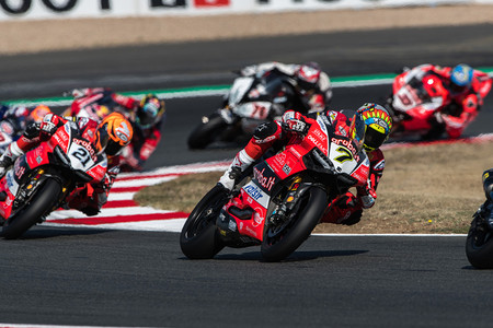 Cambio En Wsbk Una Carrera Mas 2019