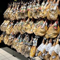 Si vas a pecar, hazlo bien: la paleta de bellota 100% ibérica que conquista a todo el que lo prueba, por 80 euros menos