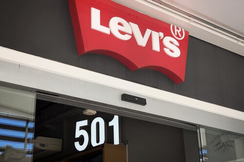 El Corte Inglés arranca una liquidación total de pantalones Levi's desde 35 euros en su outlet