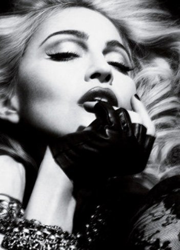 Madonna lo enseña todo todito todo al personal