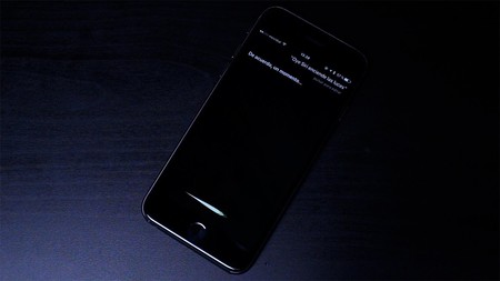 En la beta de iOS 13.2 ya se puedes elegir si quieres que terceros escuchen o no conversaciones de Siri