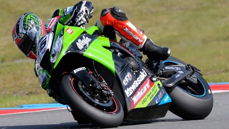 Tom Sykes renueva con el equipo Kawasaki Racing