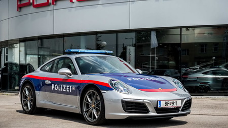 La policía de Austria estrena un Porsche 911 para controlar las carreteras del país