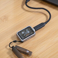 Hay un accesorio muy pequeño para tener más almacenamiento en el Mac y se puede llevar a cualquier lugar 