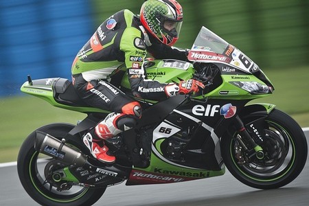 Superbikes Francia 2013: Tom Sykes gana también en una intensa segunda carrera de los chicos Aprilia