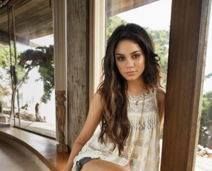 La pareja de High School Musical se compra un nidito de amor