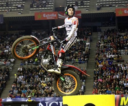 Toni Bou se adjudica la tercera prueba del Campeonato del Mundo de X-Trial en Barcelona