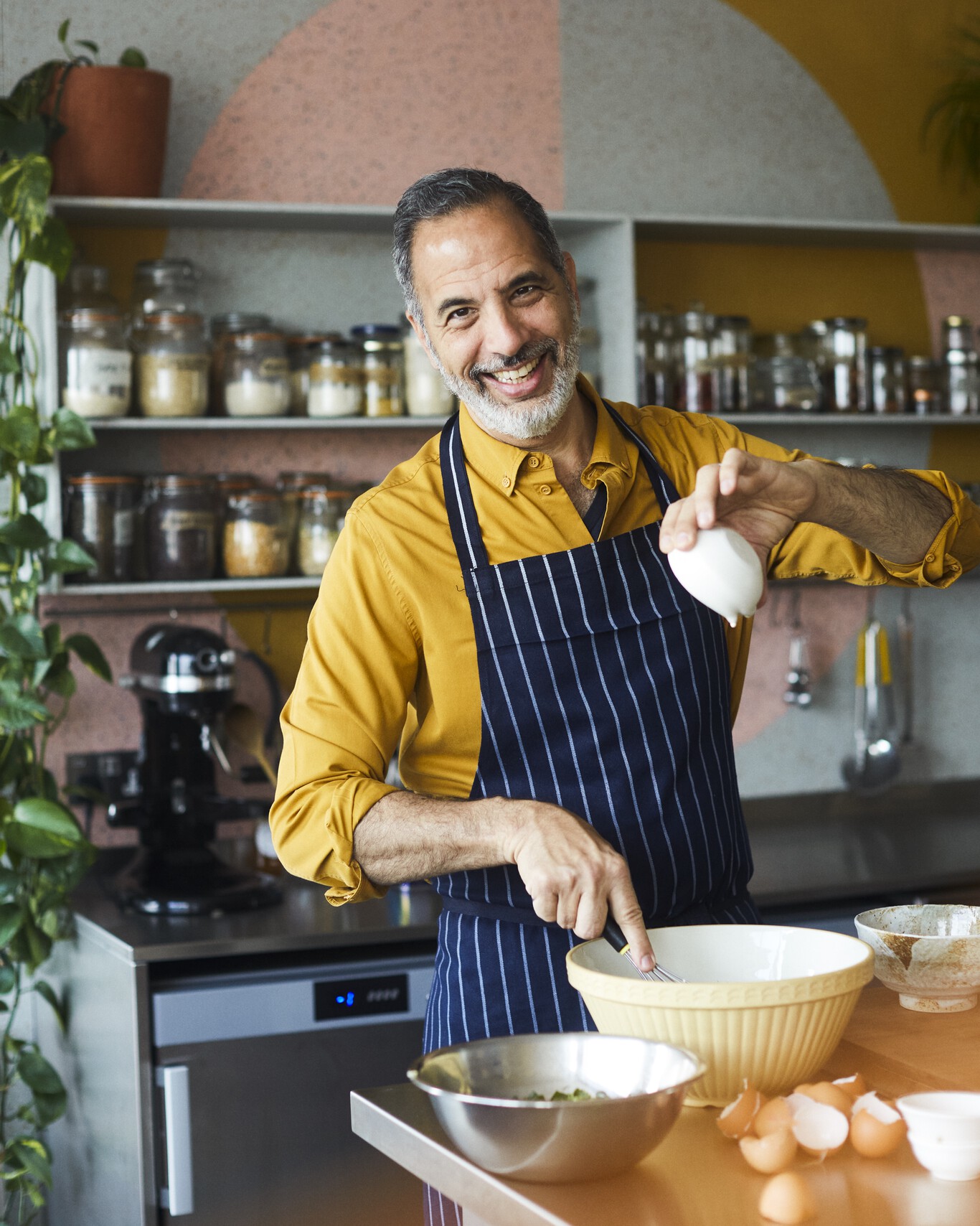 Yotam Ottolenghi, cocinero británico-israelí y autor de libros de recetas bestseller