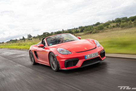 Probamos el Porsche 718 Spyder, posiblemente el mejor Porsche descapotable del momento