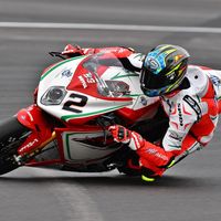 MV Agusta pierde su mejor activo en el WSBK: Leon Camier se va al Honda Ten Kate en 2018