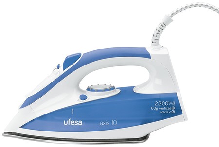 Por sólo 14,51 euros tenemos esta económica plancha de vapor Ufesa PV1500 de 2200W en Amazon
