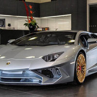 El último Lamborghini Aventador SV sale de la línea de producción y va pintado de Porsche