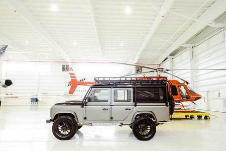 Land Rover Defender 110 by Osprey Custom Cars, el legendario todoterreno regresa a la vida con look restomod