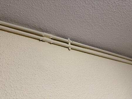 Tuberías de calefacción a la vista