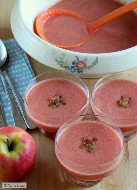 Gazpacho ligero de manzana, el mejor entrante para el verano