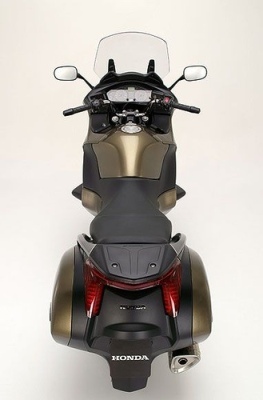 Honda NT700V Deauville