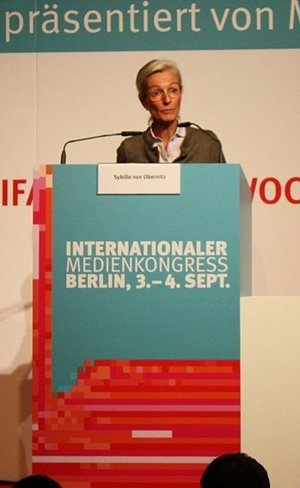 Designada por el partido de Merkel pero crítica con su "Lex Google"