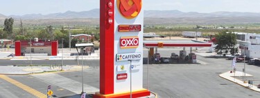 OXXO construyó un parador de 100 millones de pesos en México para que los camioneros puedan descansar, comer y hasta lavar su ropa 