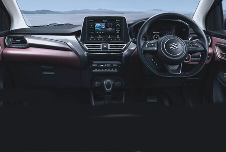 Suzuki Fronx 8