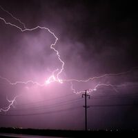 Hasta ahora hemos vivido en la era del petróleo. Con las energías renovables y la IA ya hemos entrando en la era de la electricidad