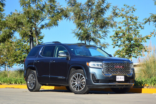 GMC Acadia Denali, a prueba: un SUV que conjuga la practicidad con el sabor a lujo