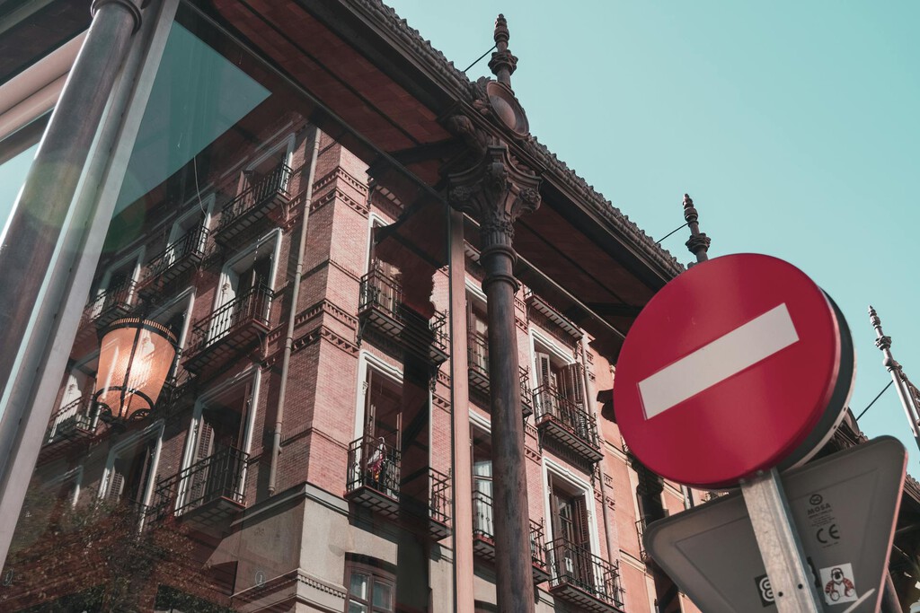 Hay propietarios que no pagan los gastos de comunidad: así puedes saber si tú podrías estar entre ellos
