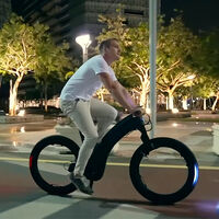 Reevo se desmarca con una bicicleta eléctrica sin radios y lector de huella antirrobo, por 1.700 euros