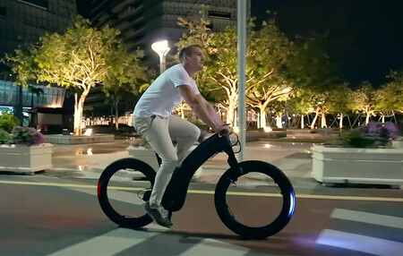 Reevo se desmarca con una bicicleta eléctrica sin radios y lector de huella antirrobo, por 1.700 euros