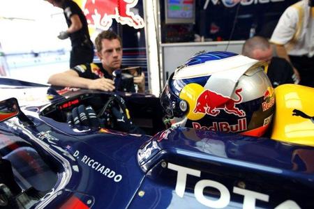Daniel Ricciardo podría sustituir a Sébastien Buemi en Toro Rosso en 2011