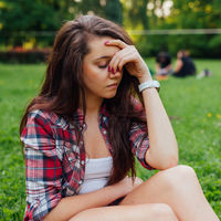 El uso frecuente de las redes sociales puede afectar la salud mental y emocional de las adolescentes