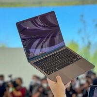 Buen rendimiento y construcción impecable en este MacBook Air que está de oferta muy barato 