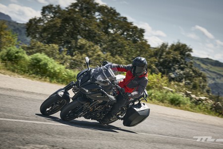 Yamaha Niken Gt 2023 Prueba 034