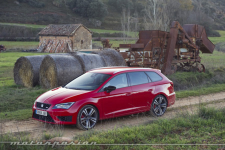 ¿Es el SEAT León Cupra el mejor compacto deportivo? Lo probamos