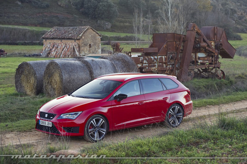¿Es el SEAT León Cupra el mejor compacto deportivo? Lo probamos