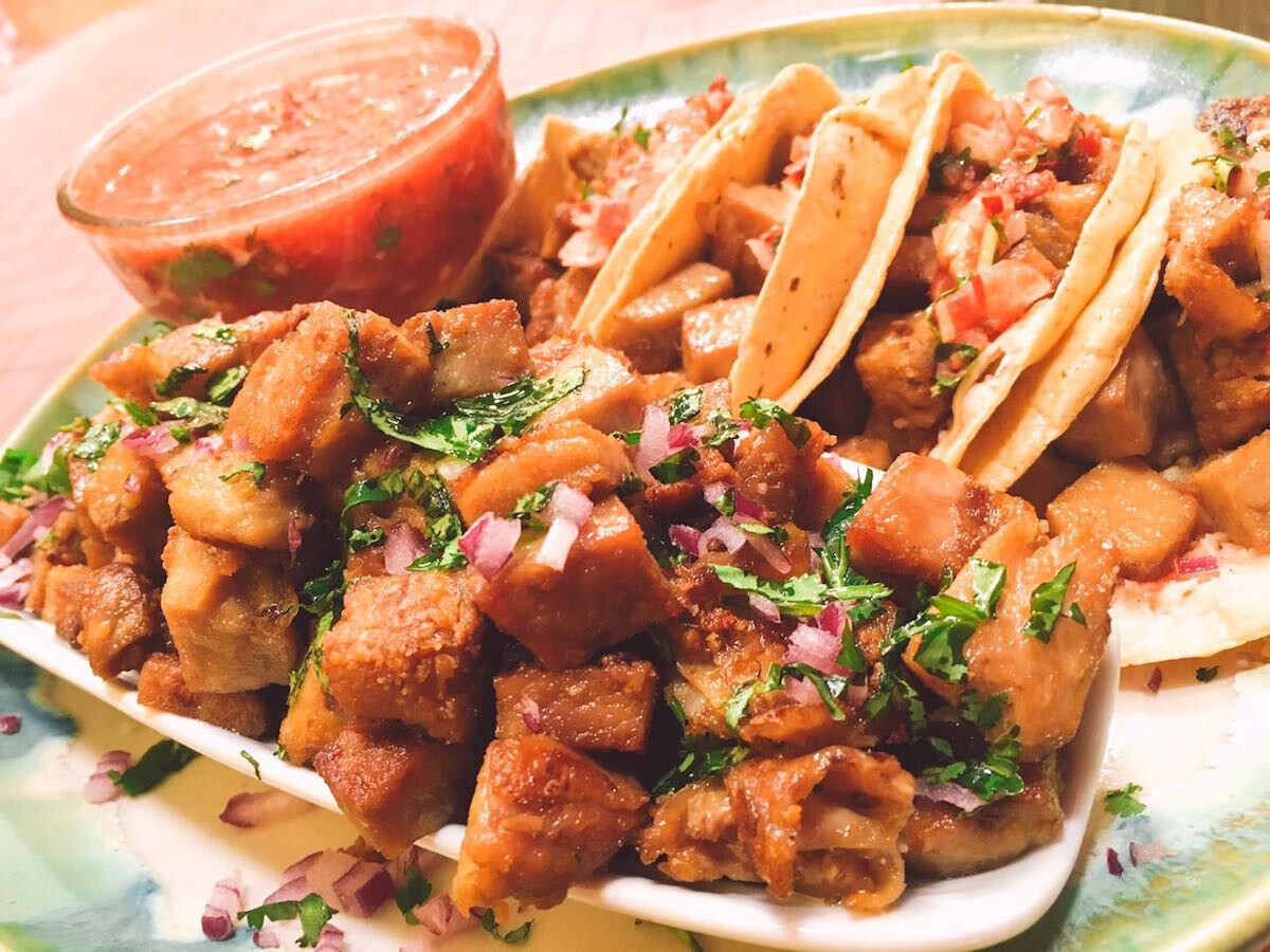 Oda al taco 25 tacos de México y sus recetas y cómo vive un taquero en