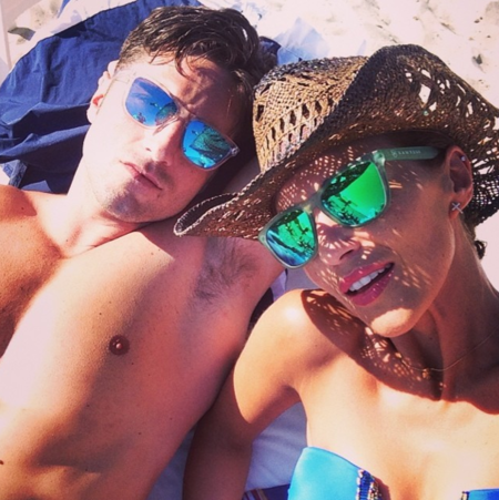 David Bustamante y familia, pasándoselo teta por las playas ibicencas