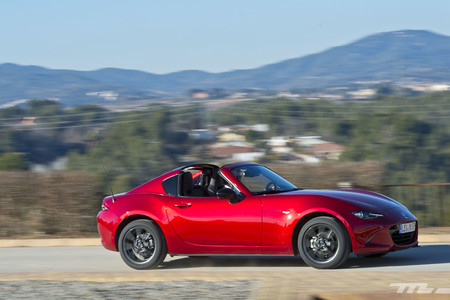 Mazda MX-5 RF Contacto 1