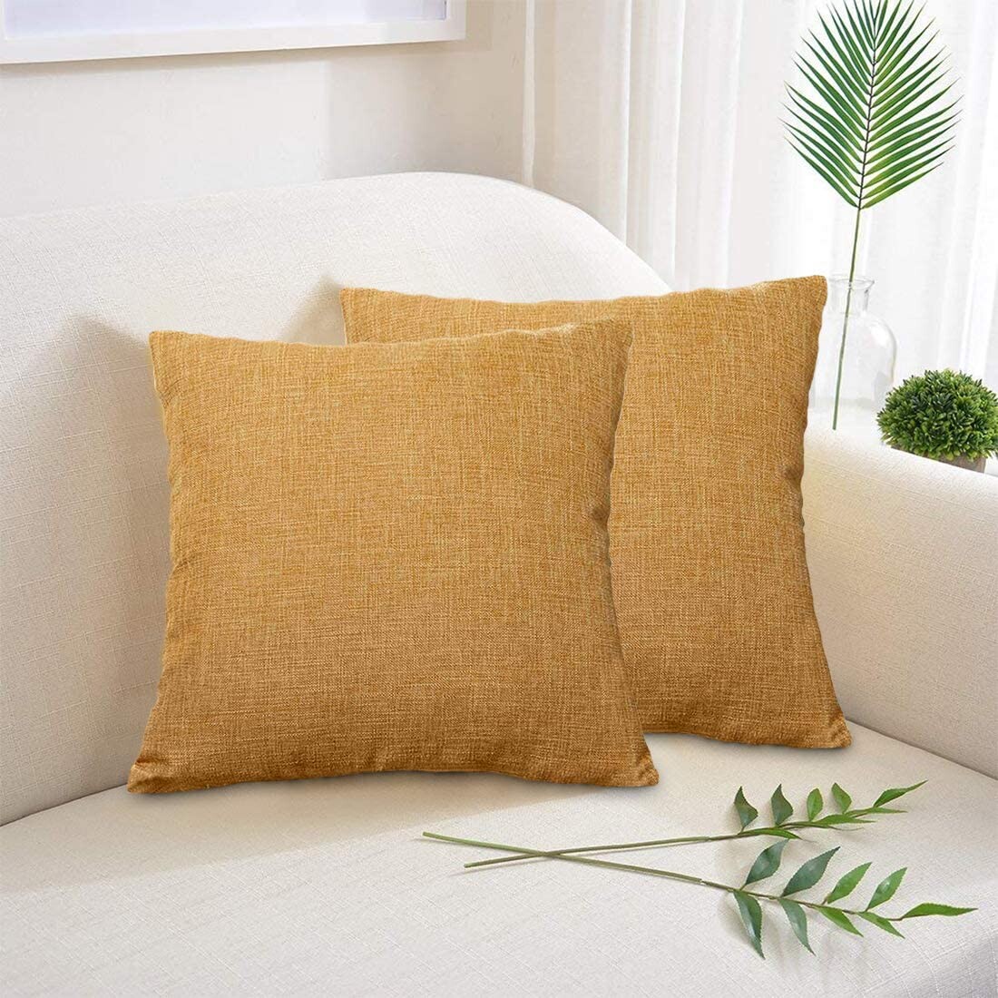 Los mejores cojines para el sofá para renovar tu salón de forma sencilla