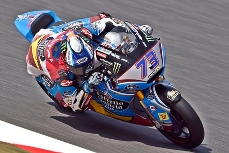 Con un monólogo incontestable en Moto2, Álex Márquez arrasa delante de su público