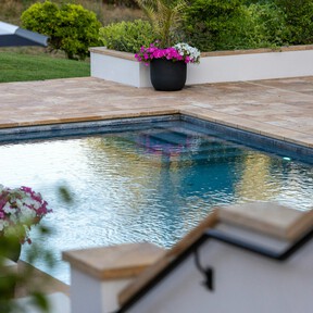 Leroy Merlin deja por 100 euros menos la tumbona doble que parece una cama balinesa ideal para terrazas o jardines