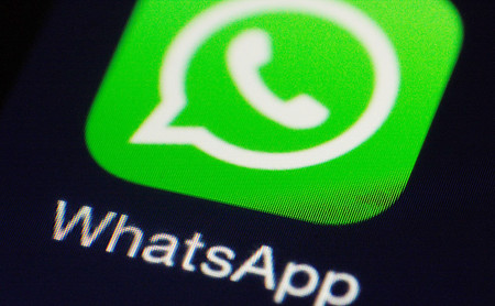 Así puedes evitar el robo de tu WhatsApp: lecciones que aprender del ataque mediante 'phishing' a Albert Rivera
