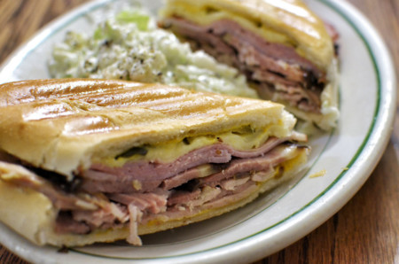 Recetas para toda la familia: sándwiches americanos, pizzas rústicas y más cosas deliciosas