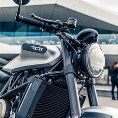 Carénage Réservoir Droit Husqvarna 701 Vitpilen 2018-2021 - Neuf Pièce Origine