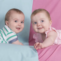 Expertos en fecundación in vitro defienden que los padres escojan el sexo del bebé a partir del tercer hijo