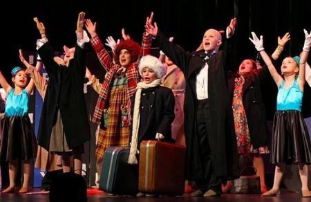 Ilusión, sonrisas, teatro: un musical representado por niños hospitalizados
